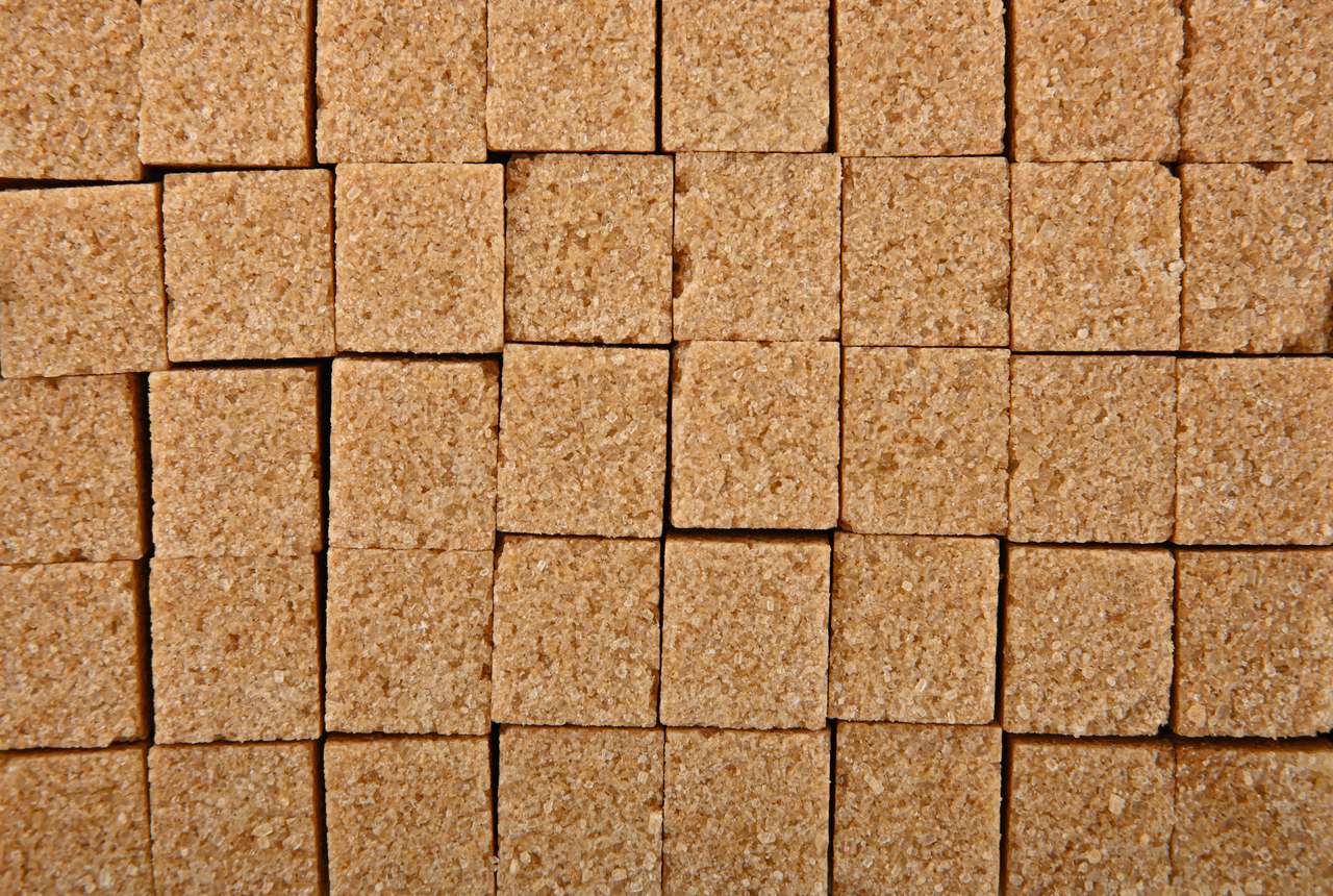 Hnědé kostky třtinového cukru online puzzle