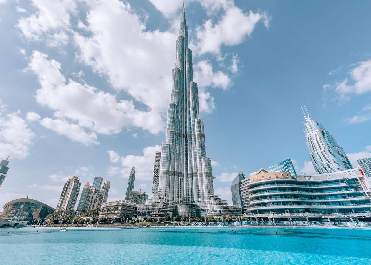 Burj Khalifa puzzle online a partir de fotografia