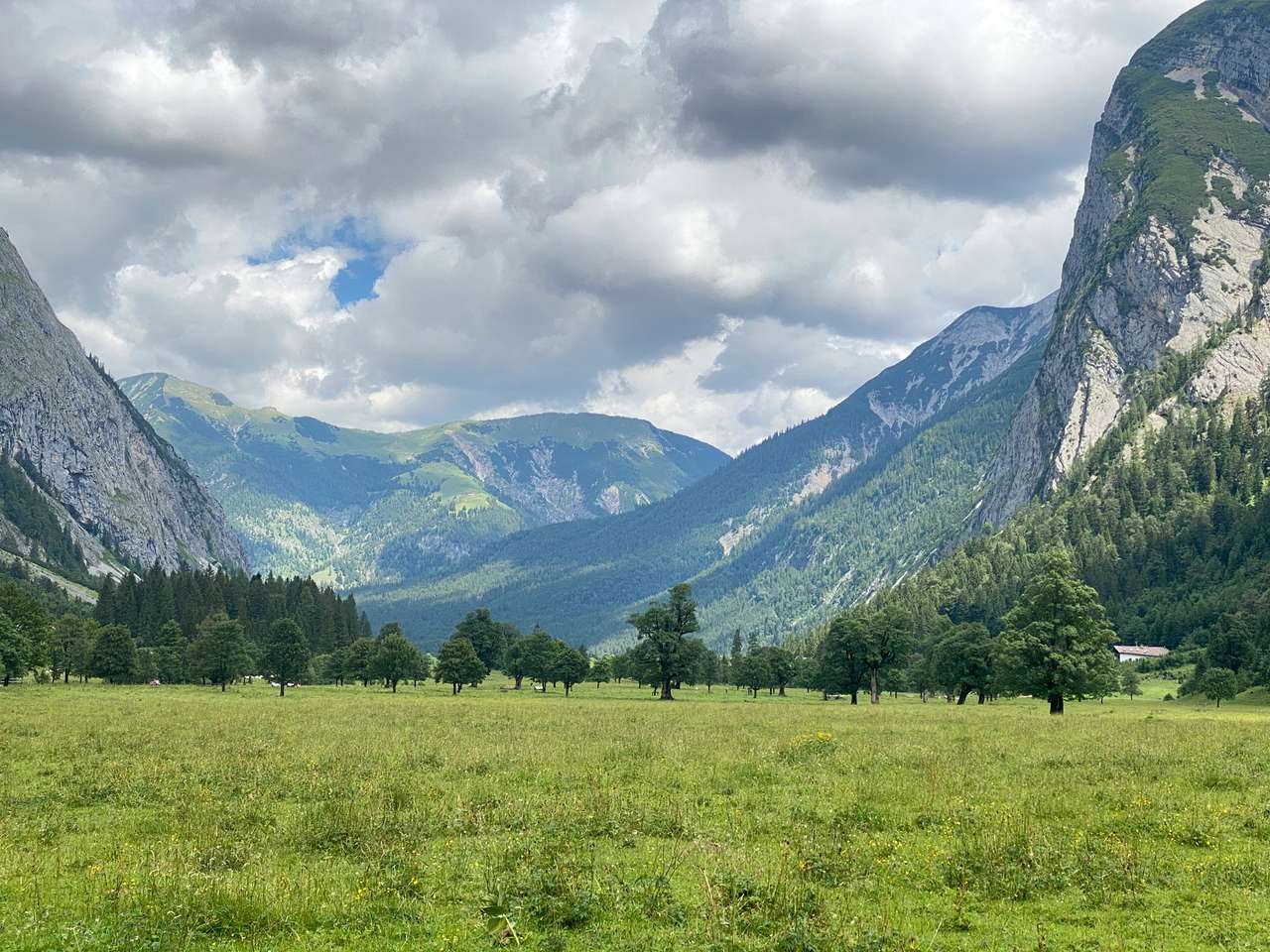 Idylliskt landskap i Alperna pussel online från foto