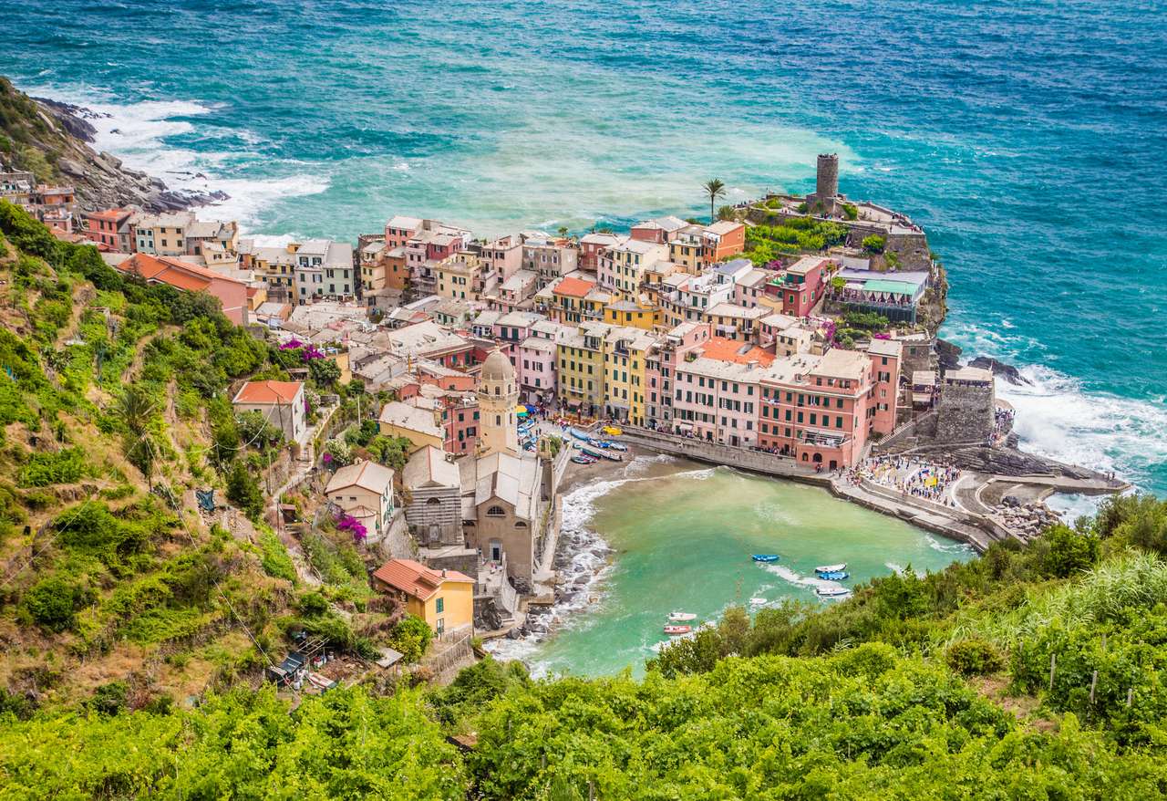 Vacker utsikt över Vernazza pussel online från foto