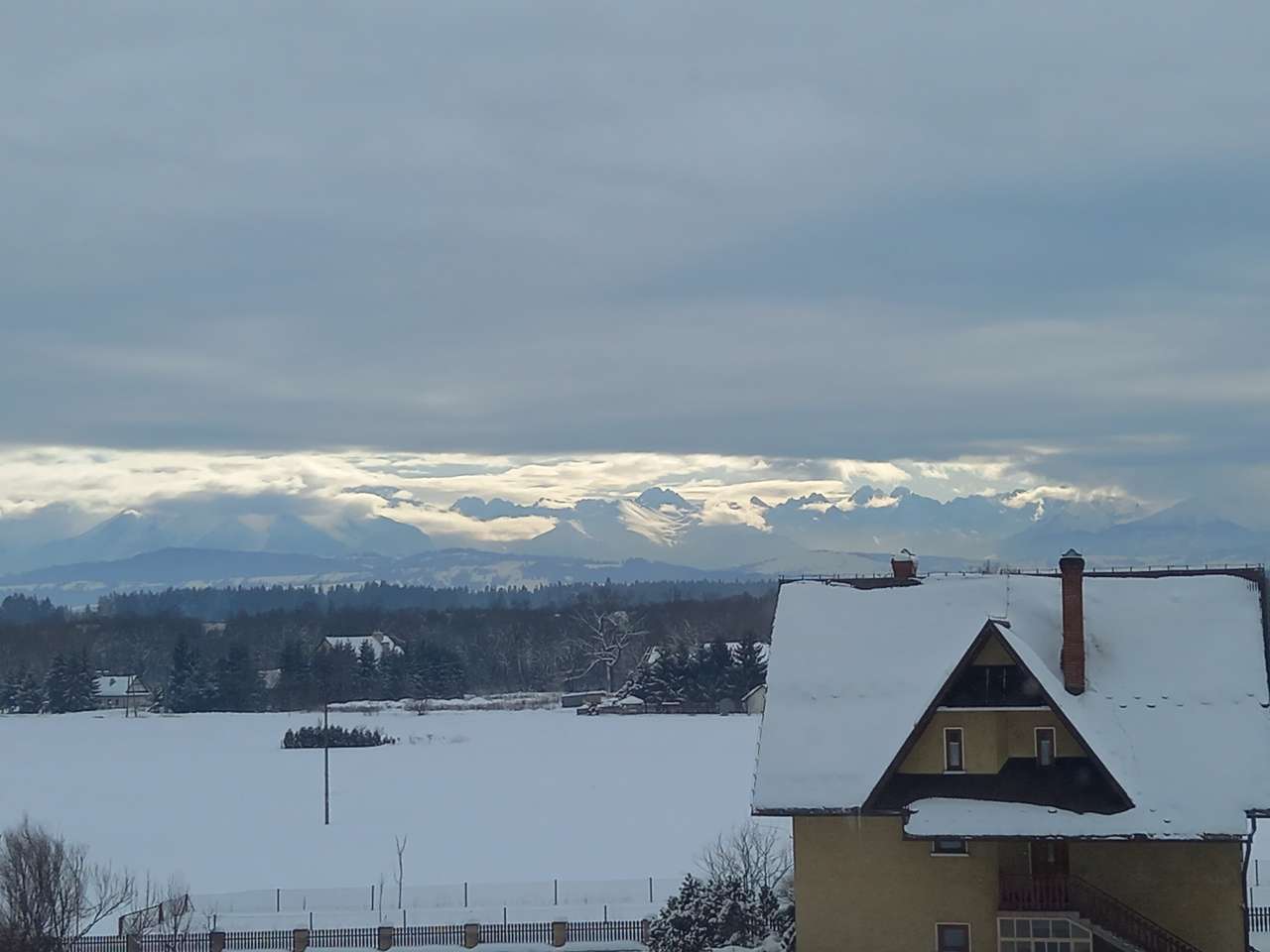 montañas en invierno rompecabezas en línea