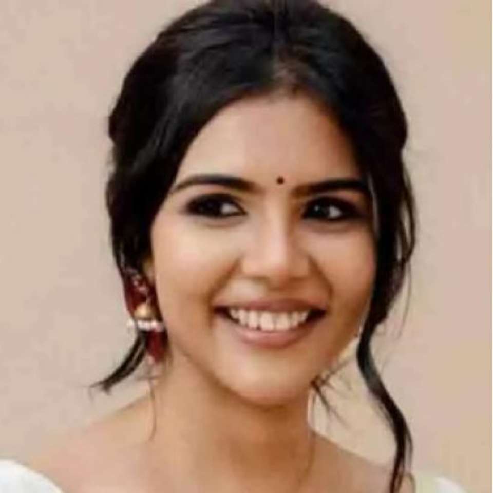 Kalyani Priyadarshan online παζλ