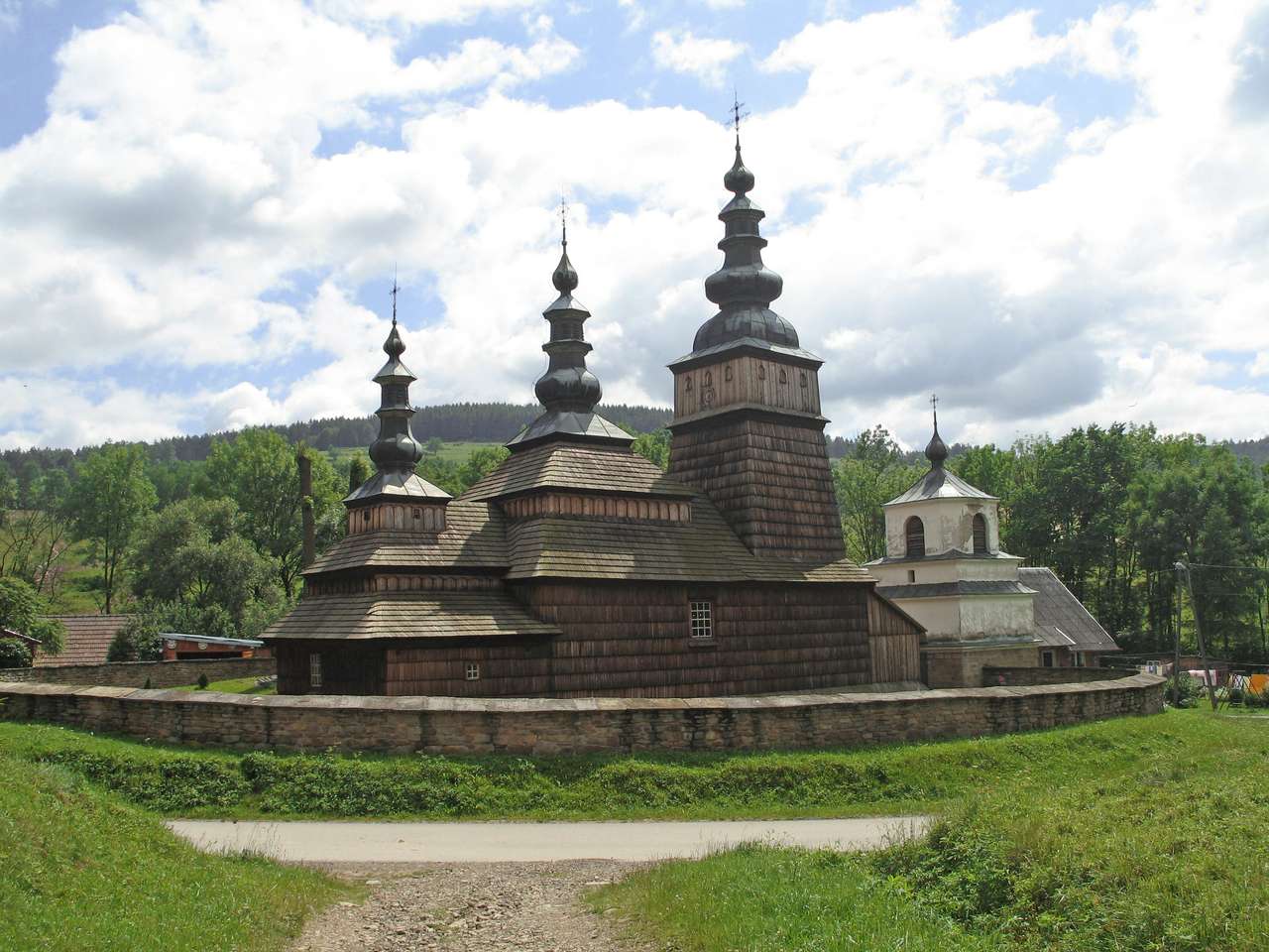 Orthodox church in Owczary online puzzle