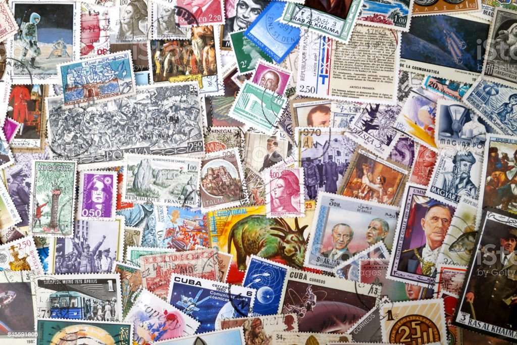 Коллаж из марок пазл онлайн из фото