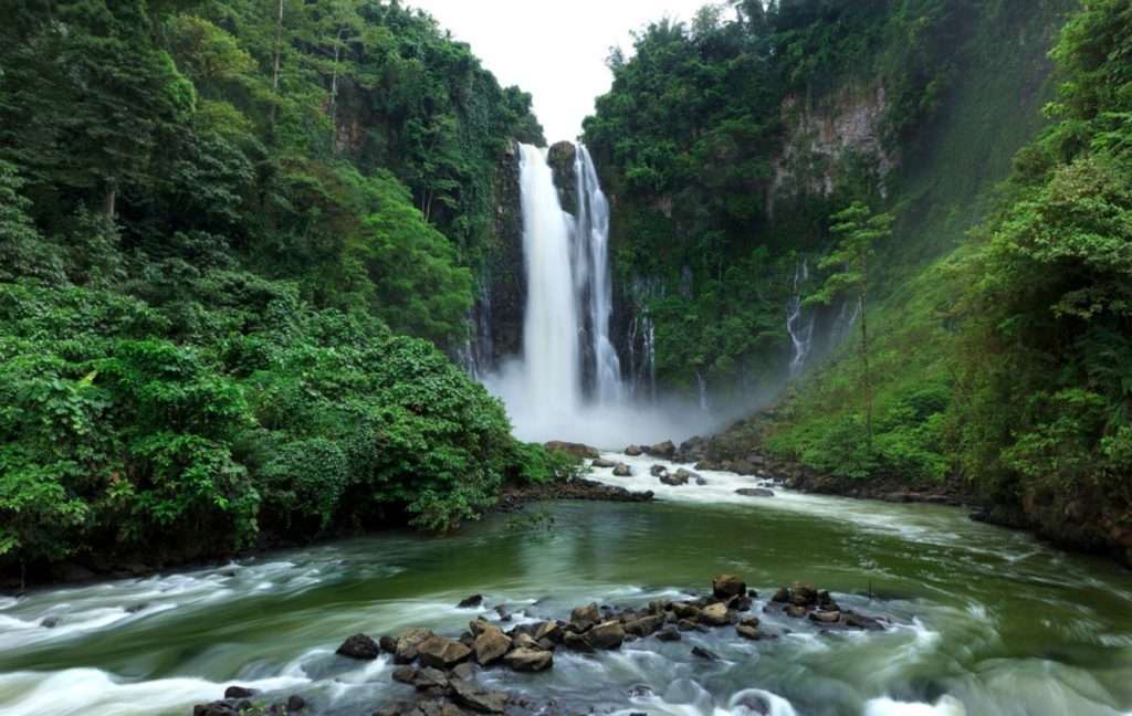 Cataratas de agua puzzle online a partir de foto