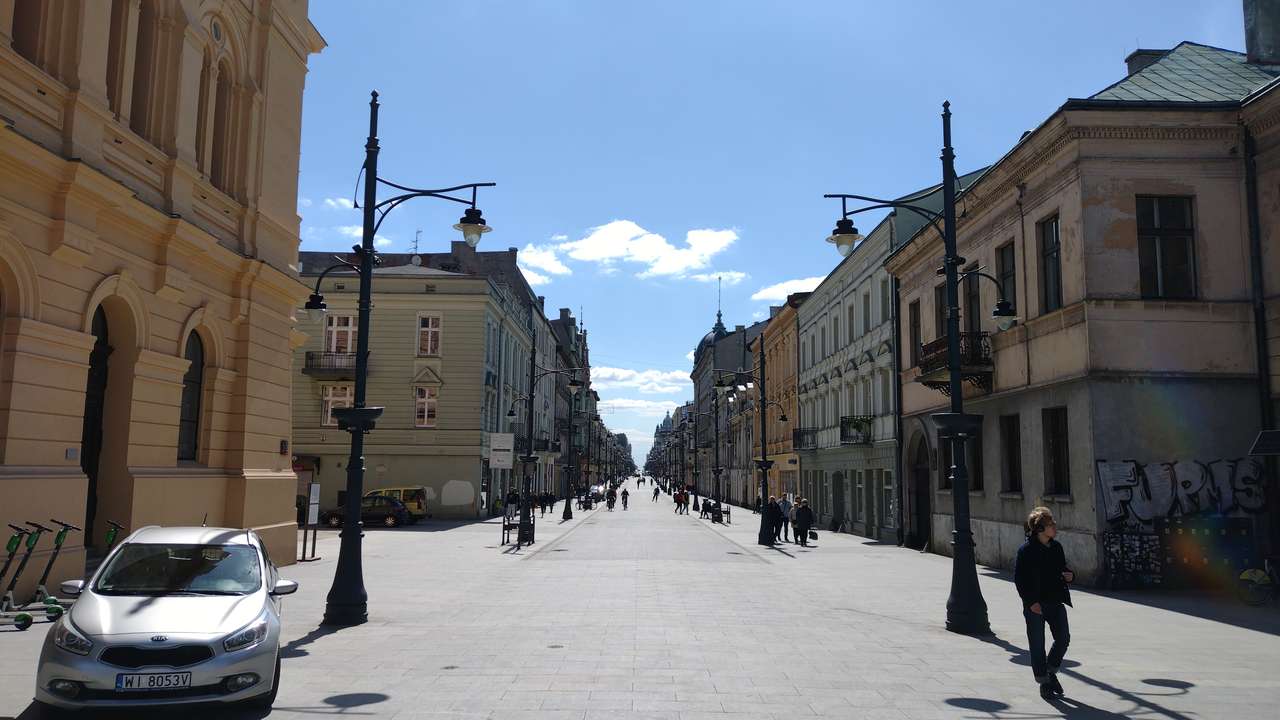 Longue rue de Lodz puzzle en ligne à partir d'une photo