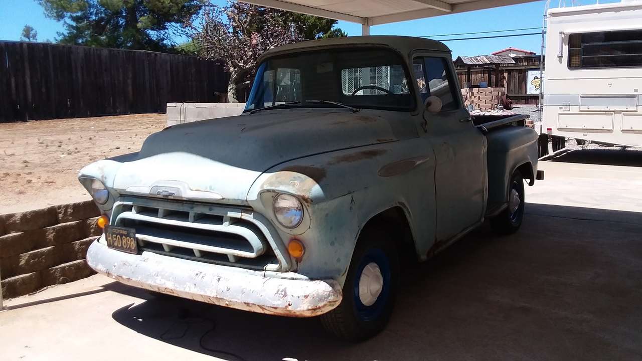 1957 chevy lastbil pussel online från foto