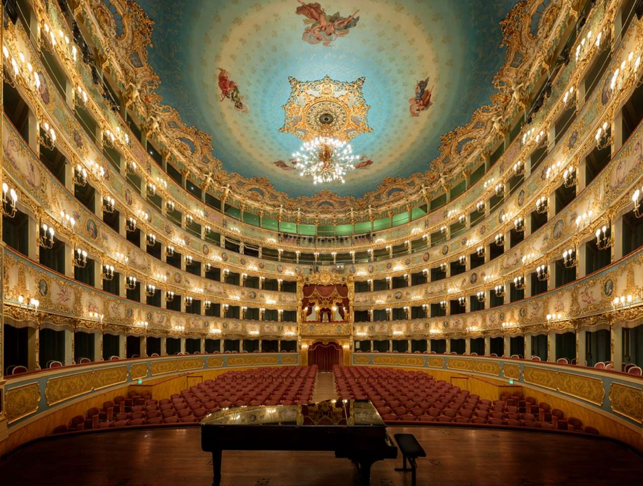 Teatro la fenice παζλ online από φωτογραφία