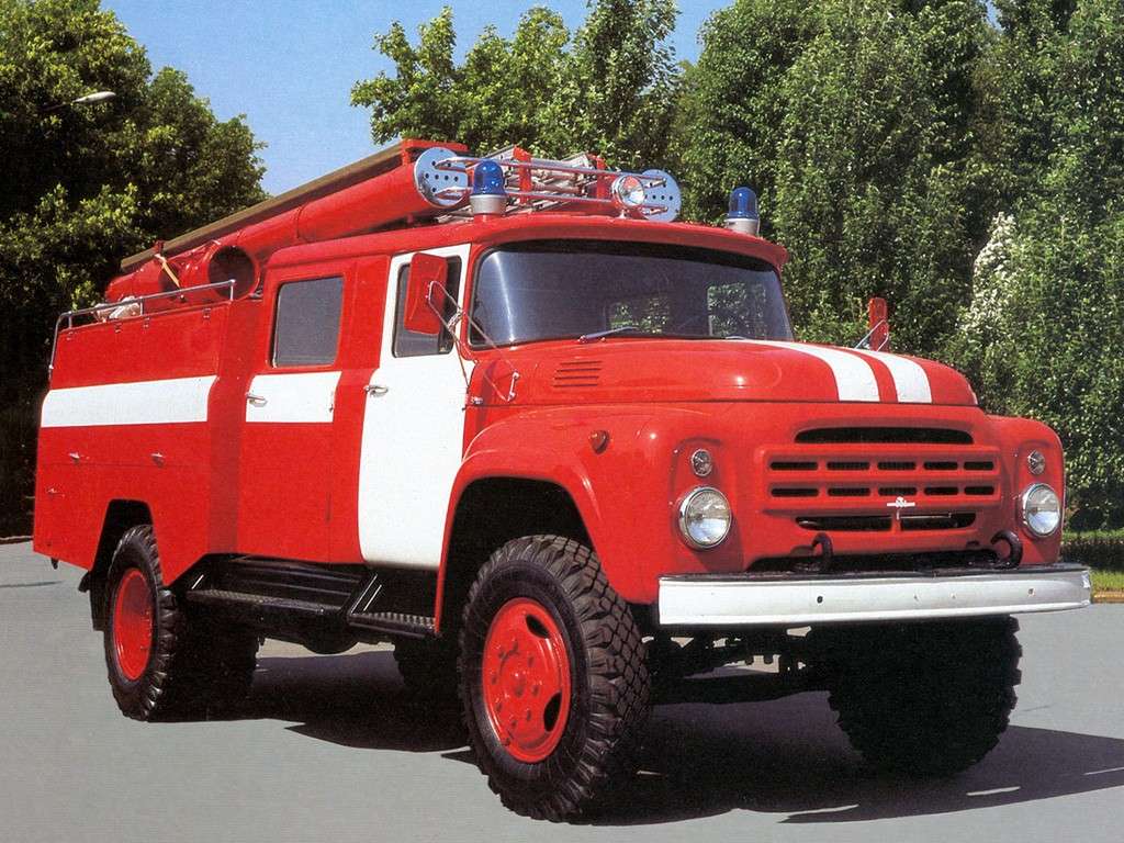 Пожарна кола онлайн пъзел от снимка