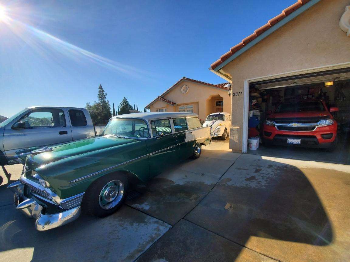 chevy colorado, 56 chevy & toyota lastbil pussel online från foto