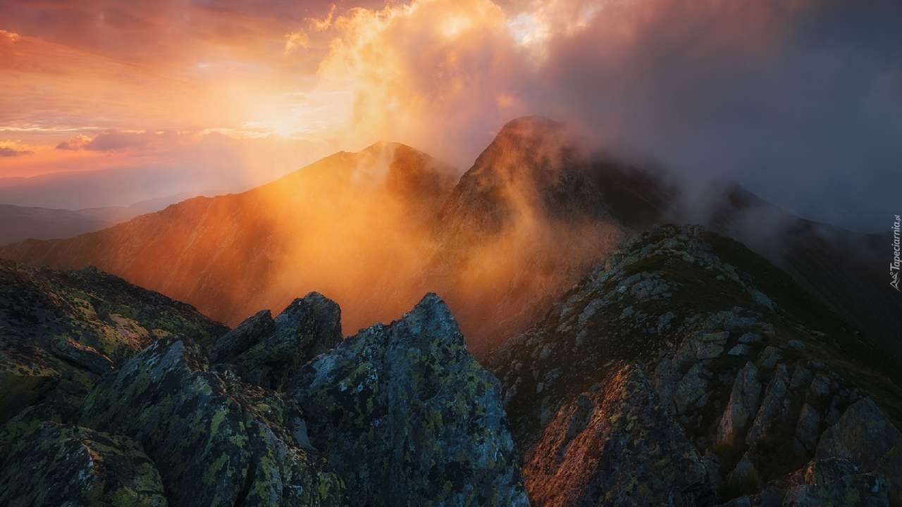 paisaje de montaña puzzle online a partir de foto