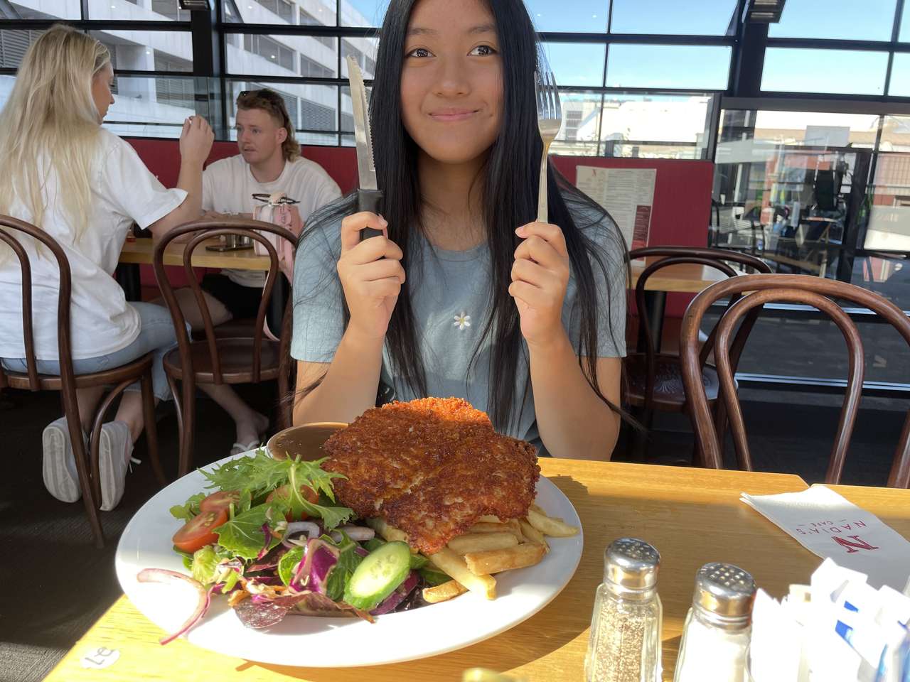 Lunch with Aubry puzzle online from photo