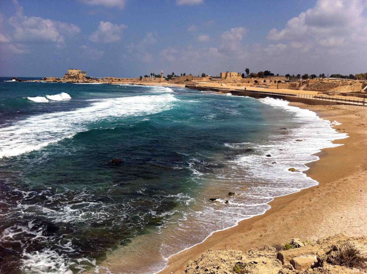 Playa israelí puzzle online a partir de foto