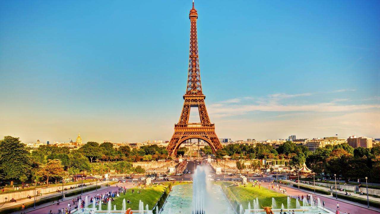 beautiful Paris puzzle online from photo