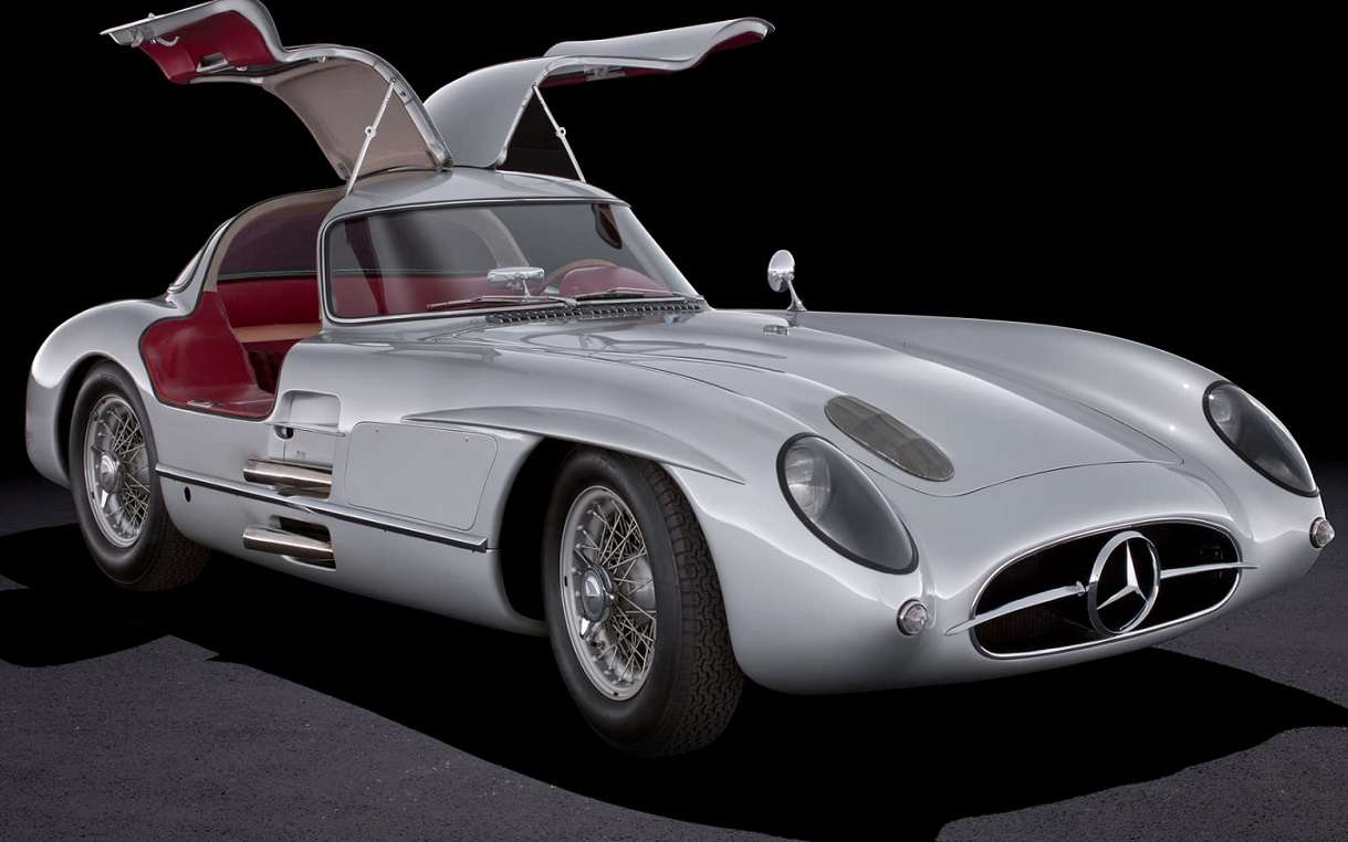 Mercedes-Benz 300 SLR Uhlenhaut Coupe puzzle online from photo