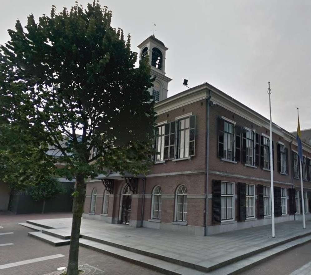 Old town hall Barneveld puzzle online from photo