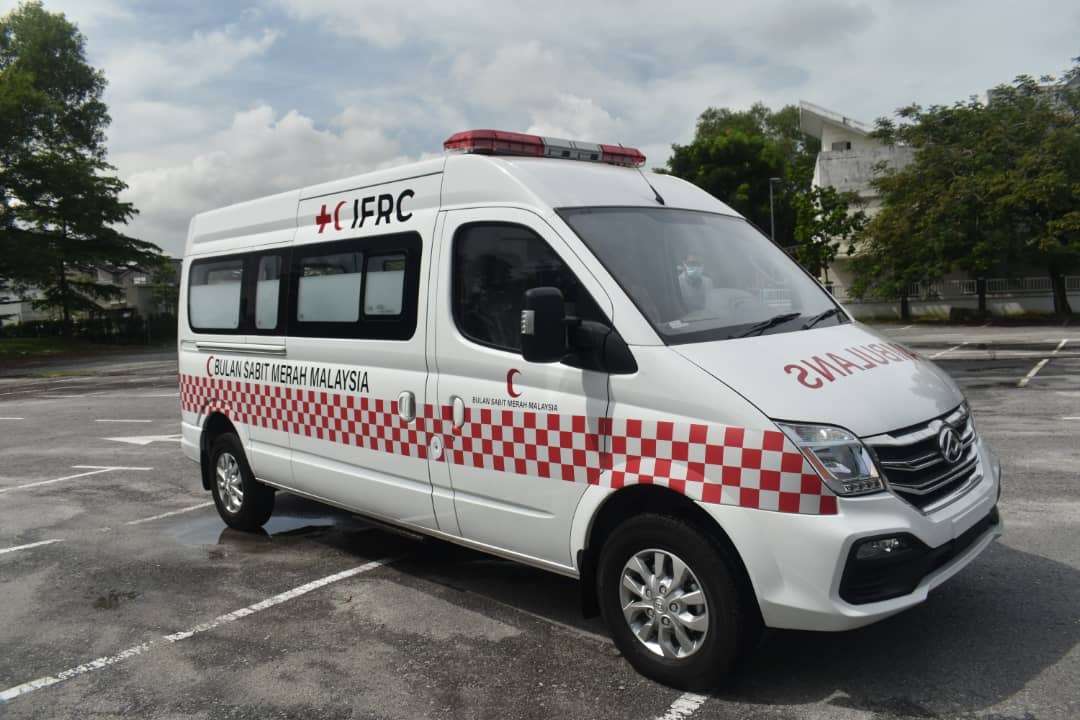 AMBULANCE puzzle online from photo
