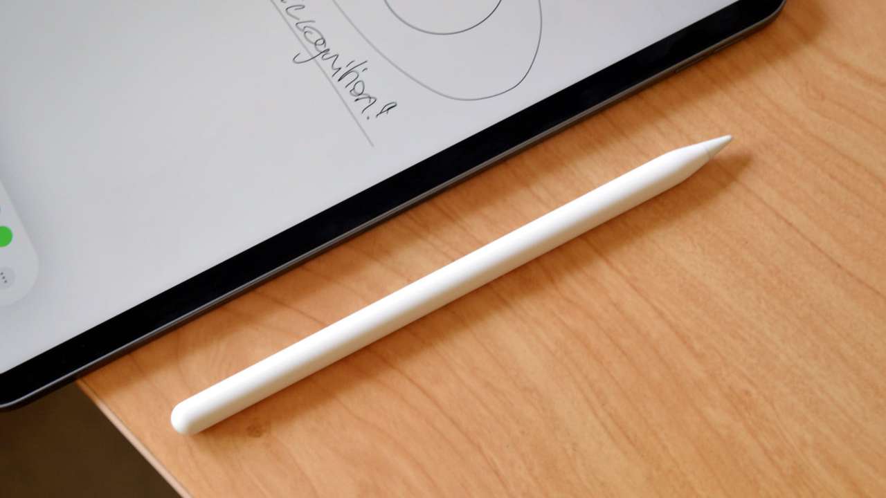 Яблочный карандаш пазл онлайн из фото