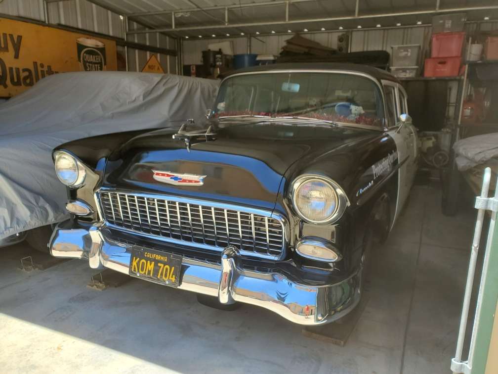 1955 chevy 4dr sedan pussel online från foto