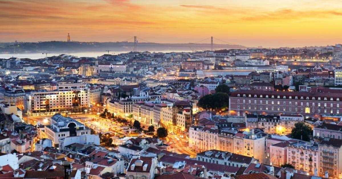 Ein gelber Portugal-Himmel Online-Puzzle