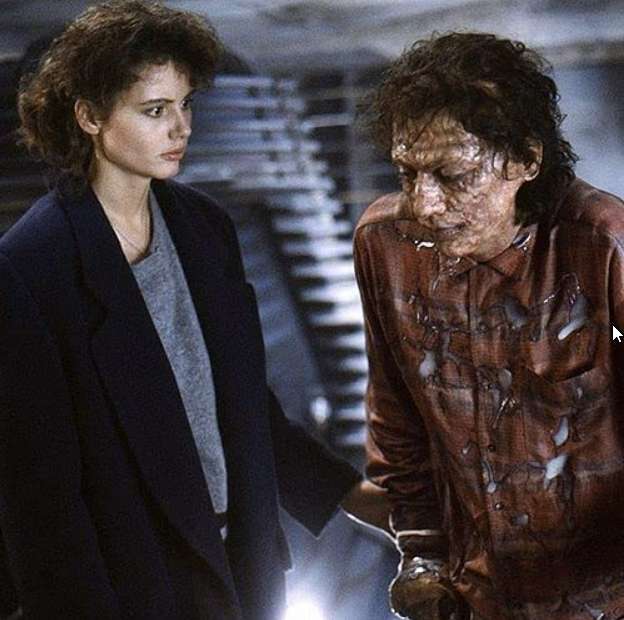 The FLY 1986 puzzle online from photo