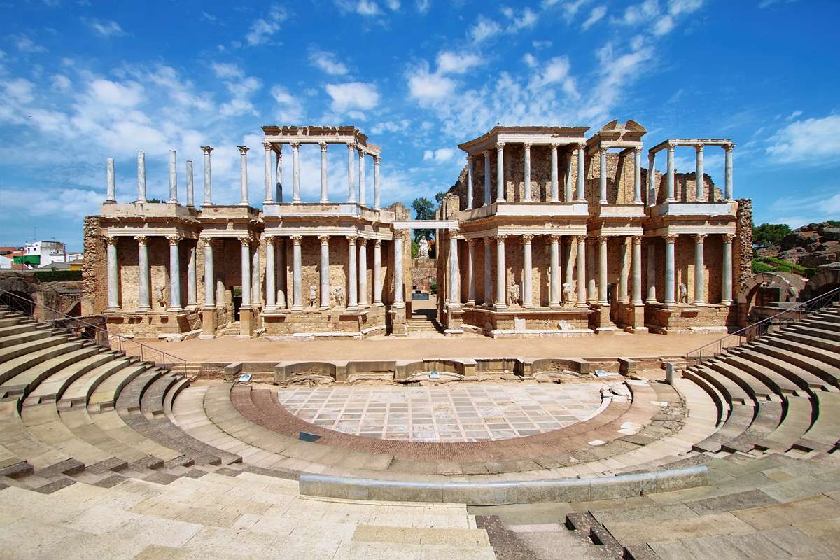 Théâtre romain de Mérida puzzle en ligne à partir d'une photo