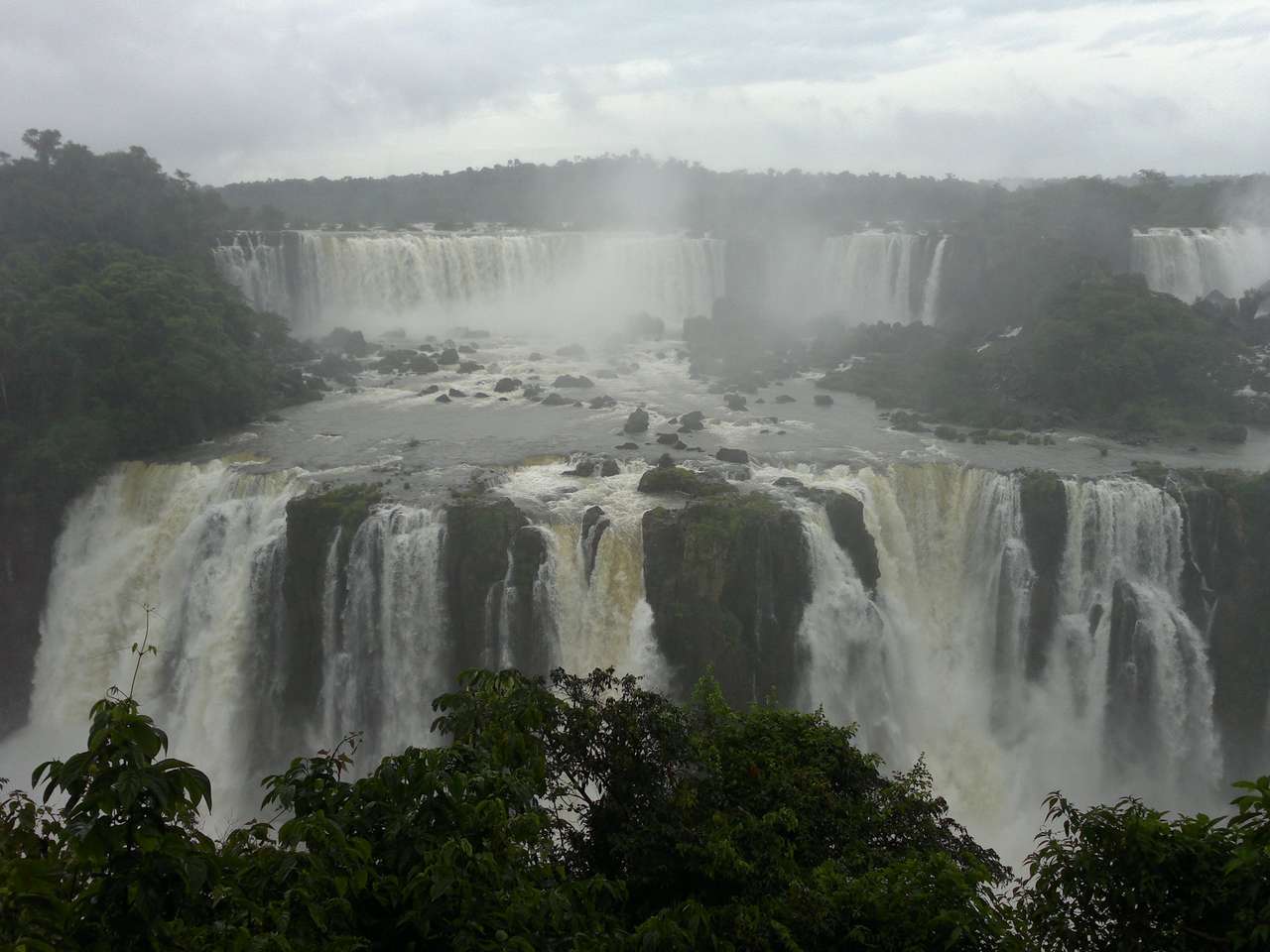 Iguazú Falls puzzle online from photo