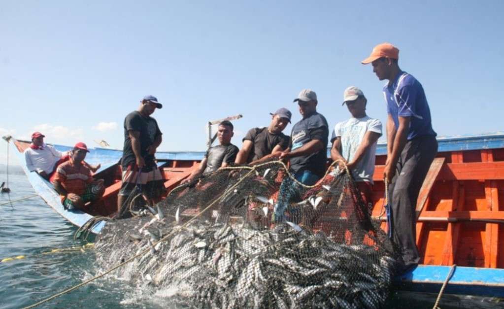 pescadores pescando скласти пазл онлайн з фото