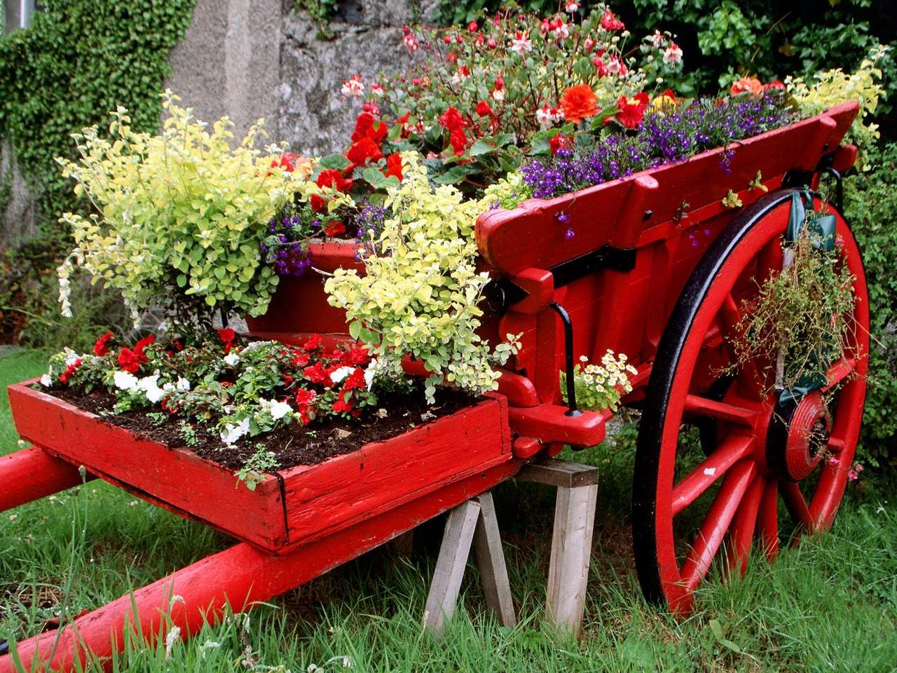 Vagn användes som trädgårdsmästare Pussel online