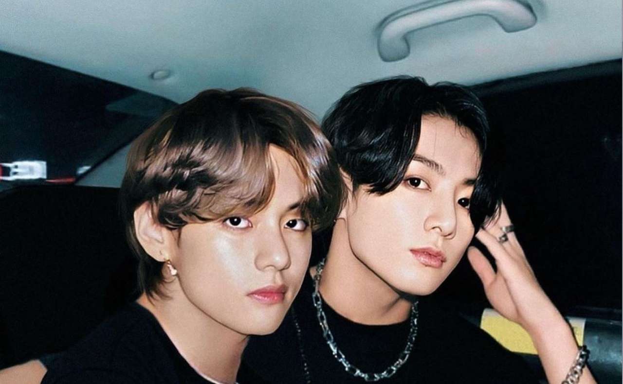 Jungkook and Taehyung puzzle online from photo