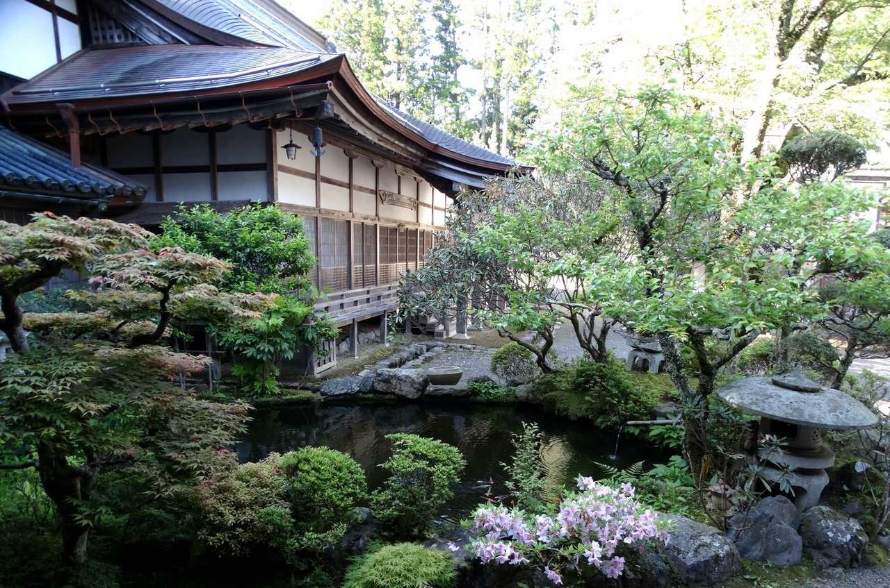 Japanese garden puzzle online from photo