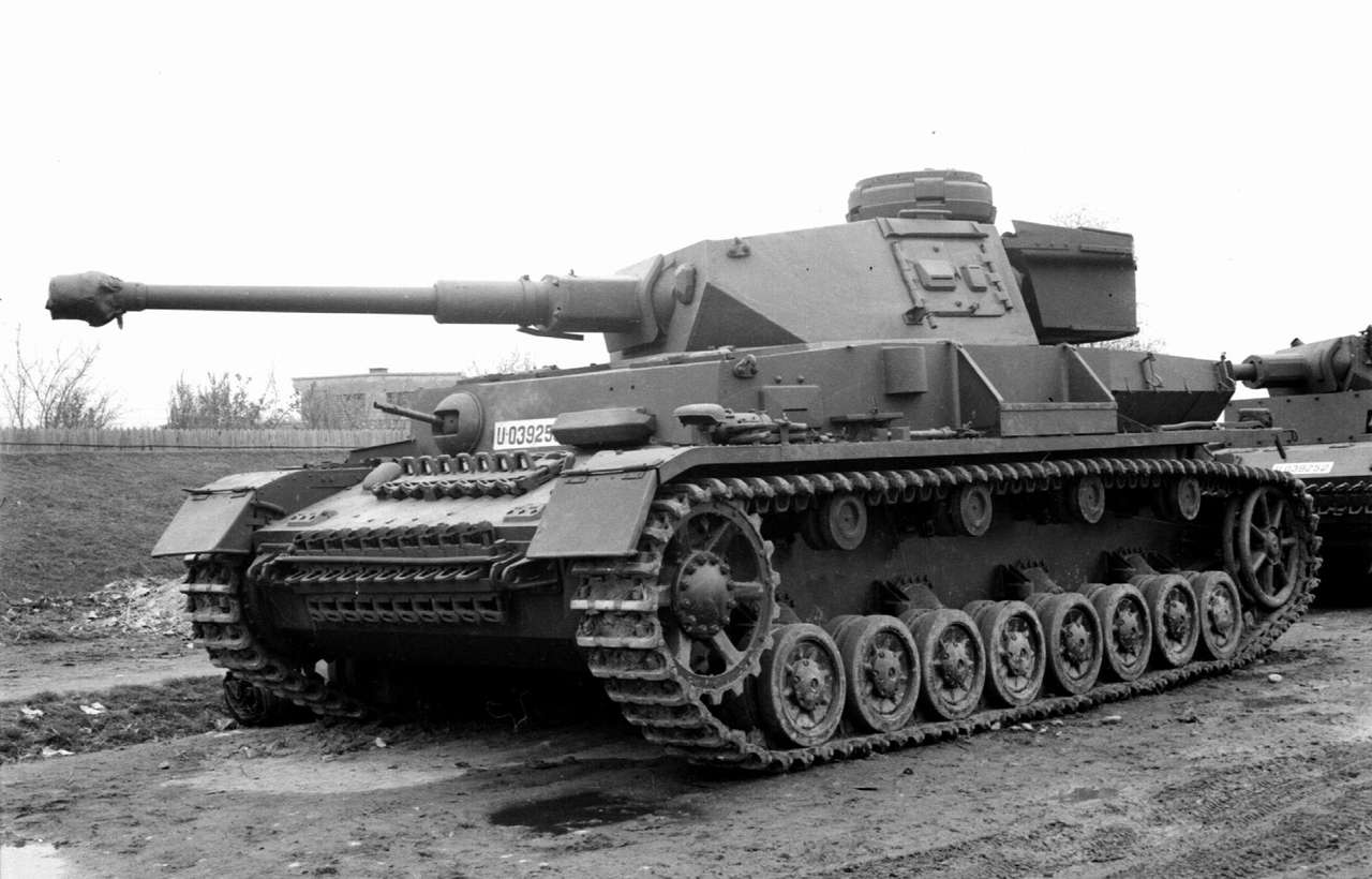 German tank puzzle online from photo