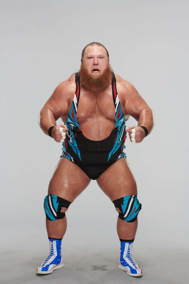 Отис_WWE пазл онлайн из фото