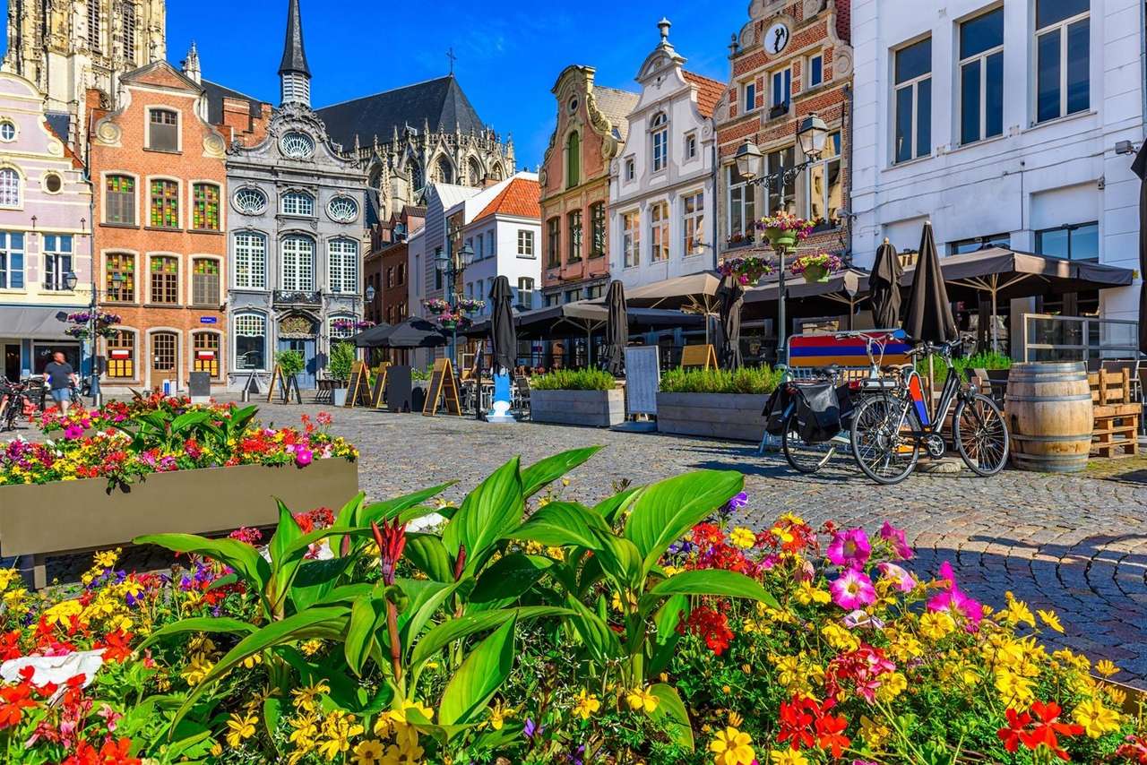 Grote markt Mechelen puzzle online fotóról