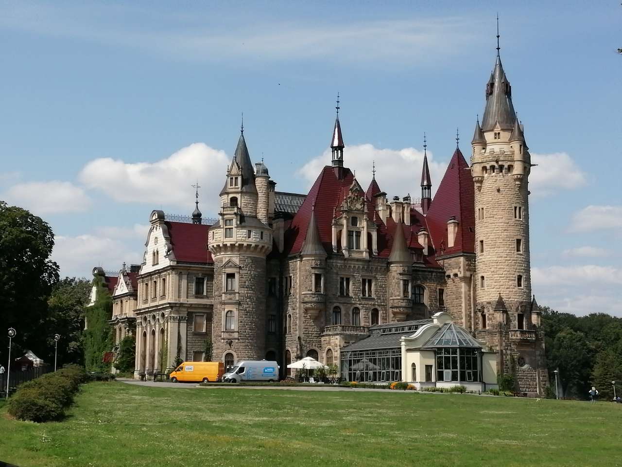 o castelo do festival puzzle online a partir de fotografia