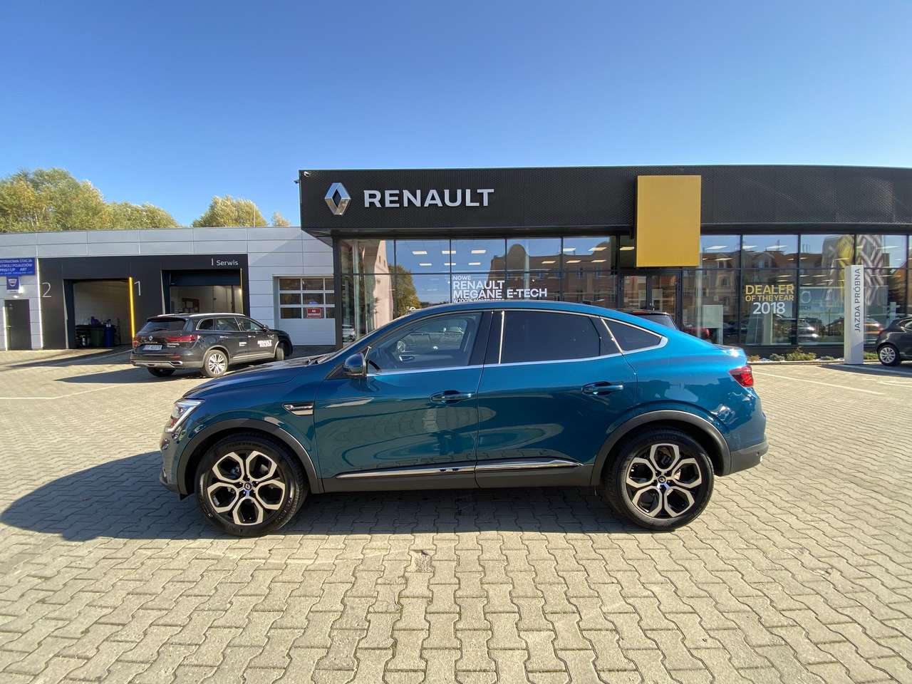 Renault Arkana puzzle online a partir de fotografia