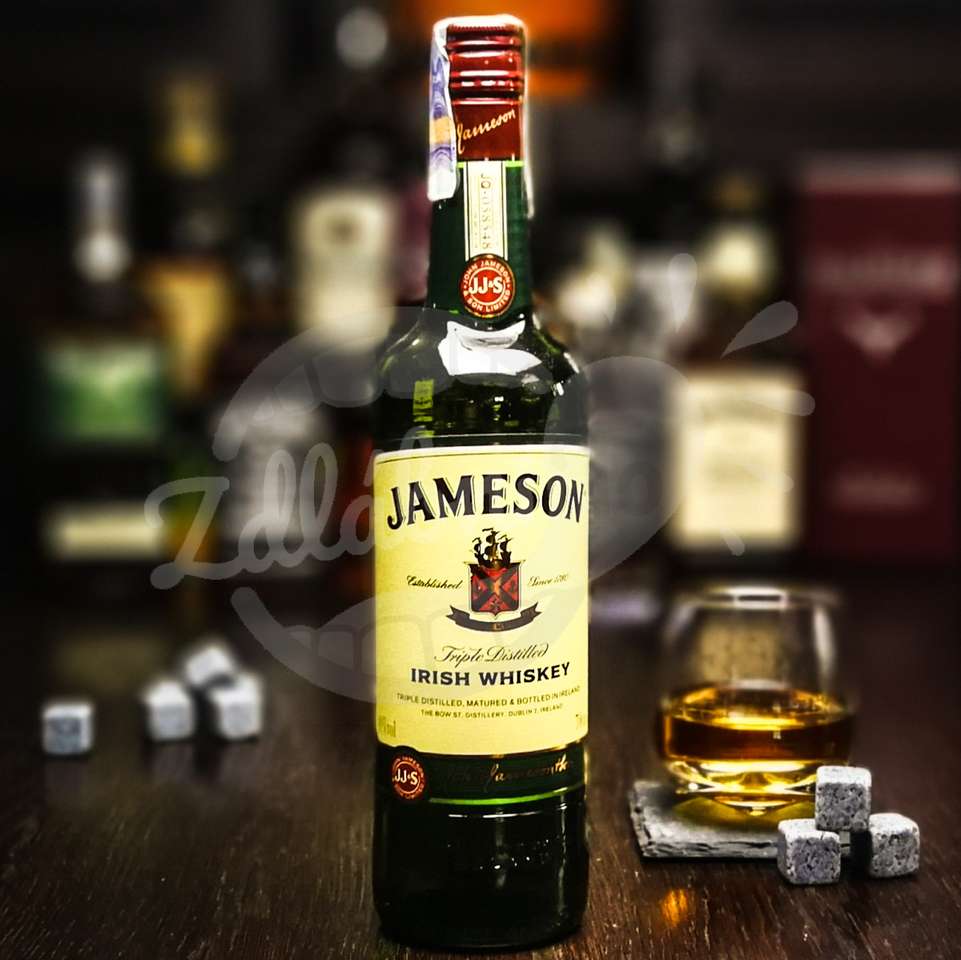 Jameson bottle puzzle online from photo
