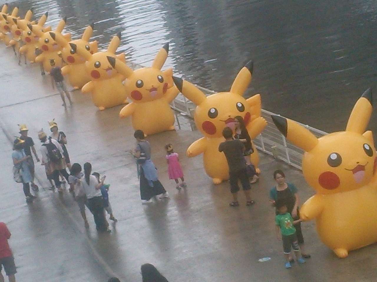 marcha de pikachu rompecabezas en línea