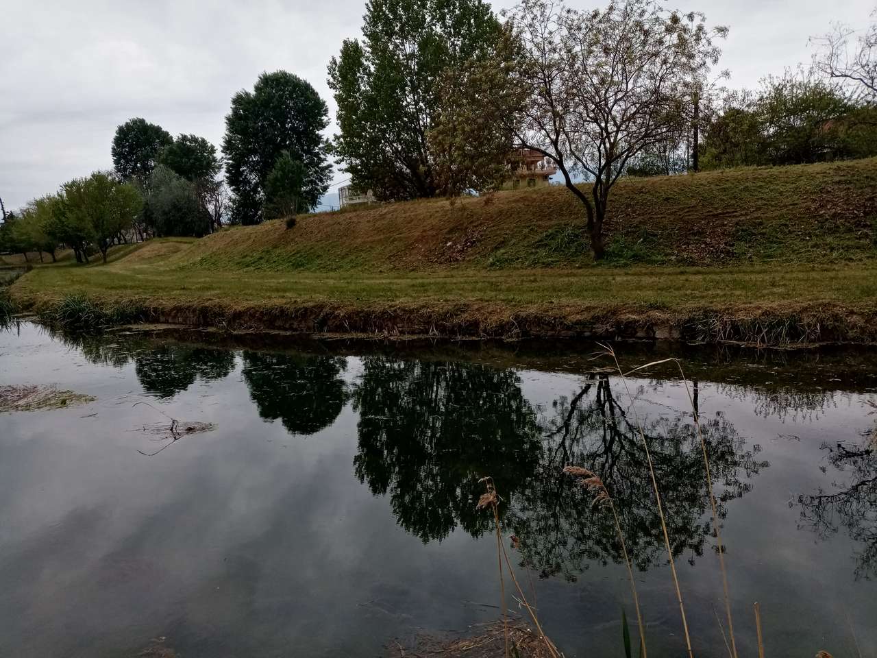 rivier Lithaios puzzel online van foto