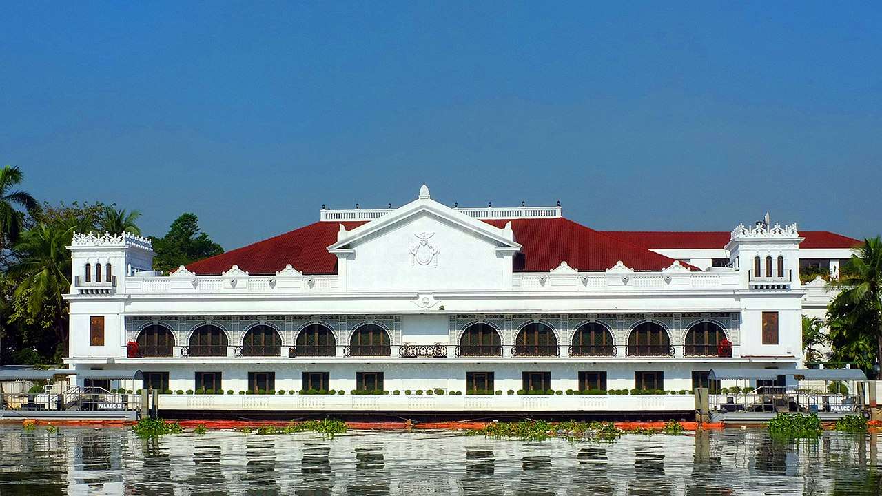 Malacañang-palatset pussel online från foto