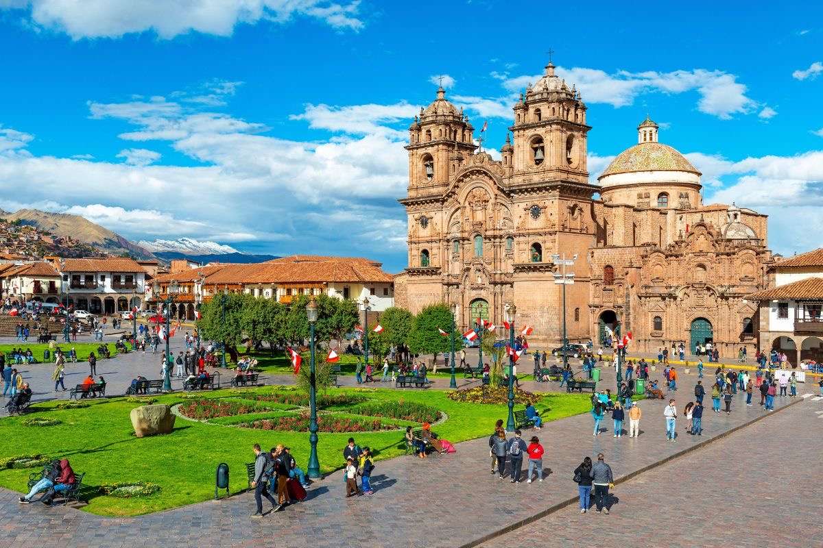 Excursie de misiune în Peru puzzle online din fotografie