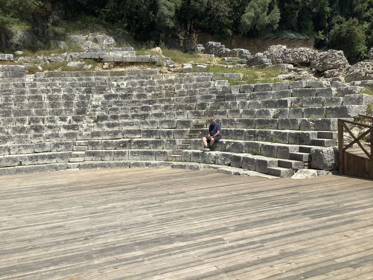 Théâtre romain puzzle en ligne à partir d'une photo