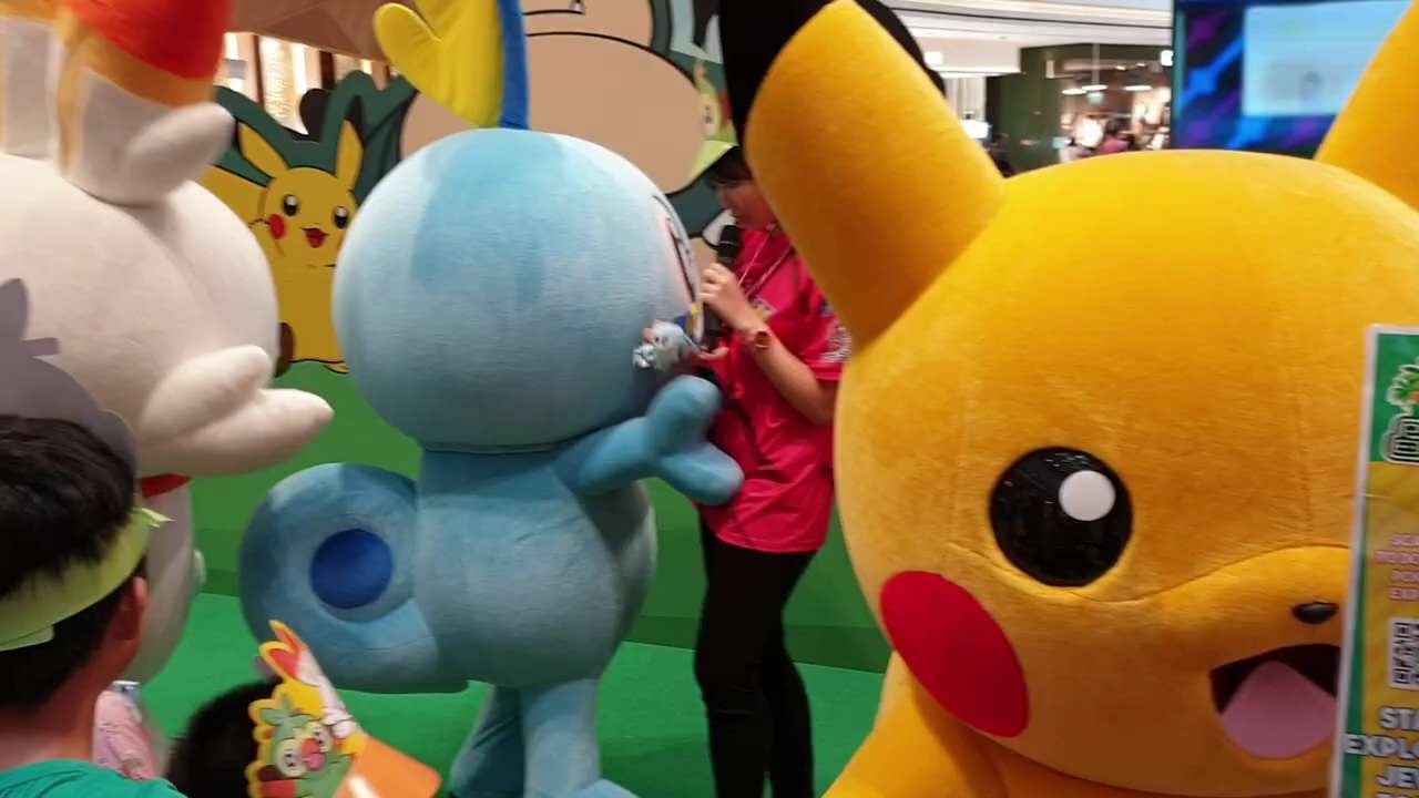Did sobble hugged someone? puzzle online from photo