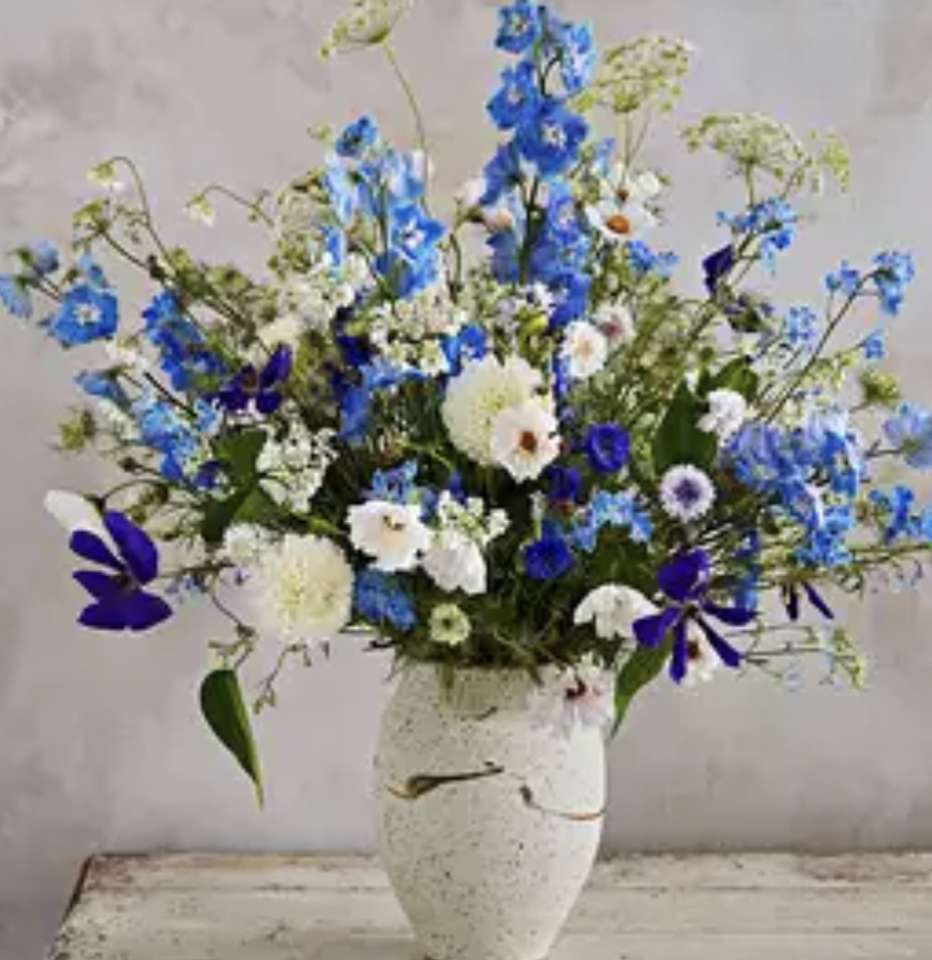 Blommor i en vas pussel online från foto