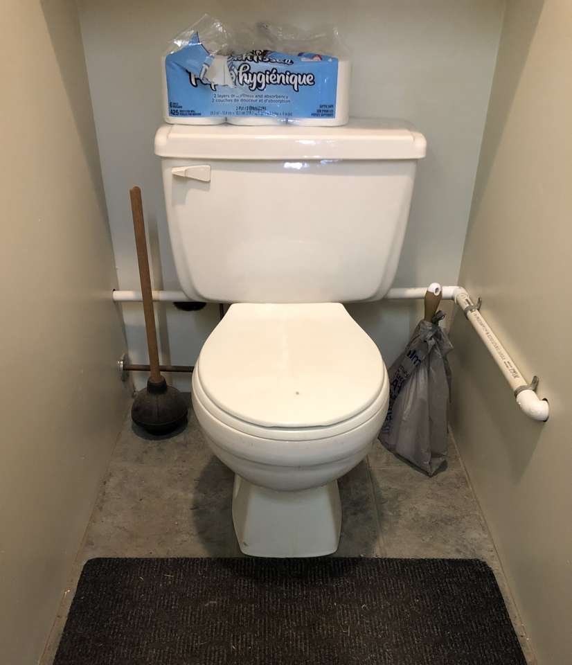 Toalettpussel pussel online från foto