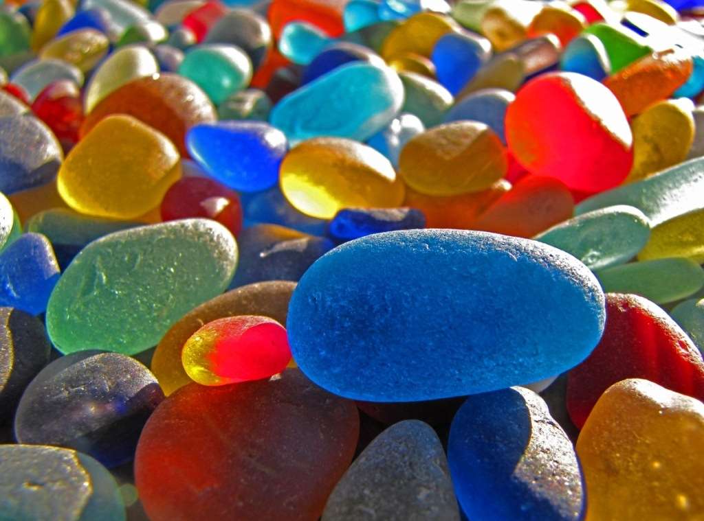 Sea Glass In Sunshine puzzle online from photo
