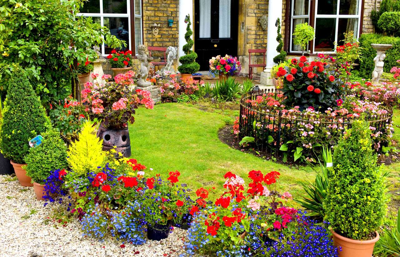 Gravel Of Gardens puzzle online from photo