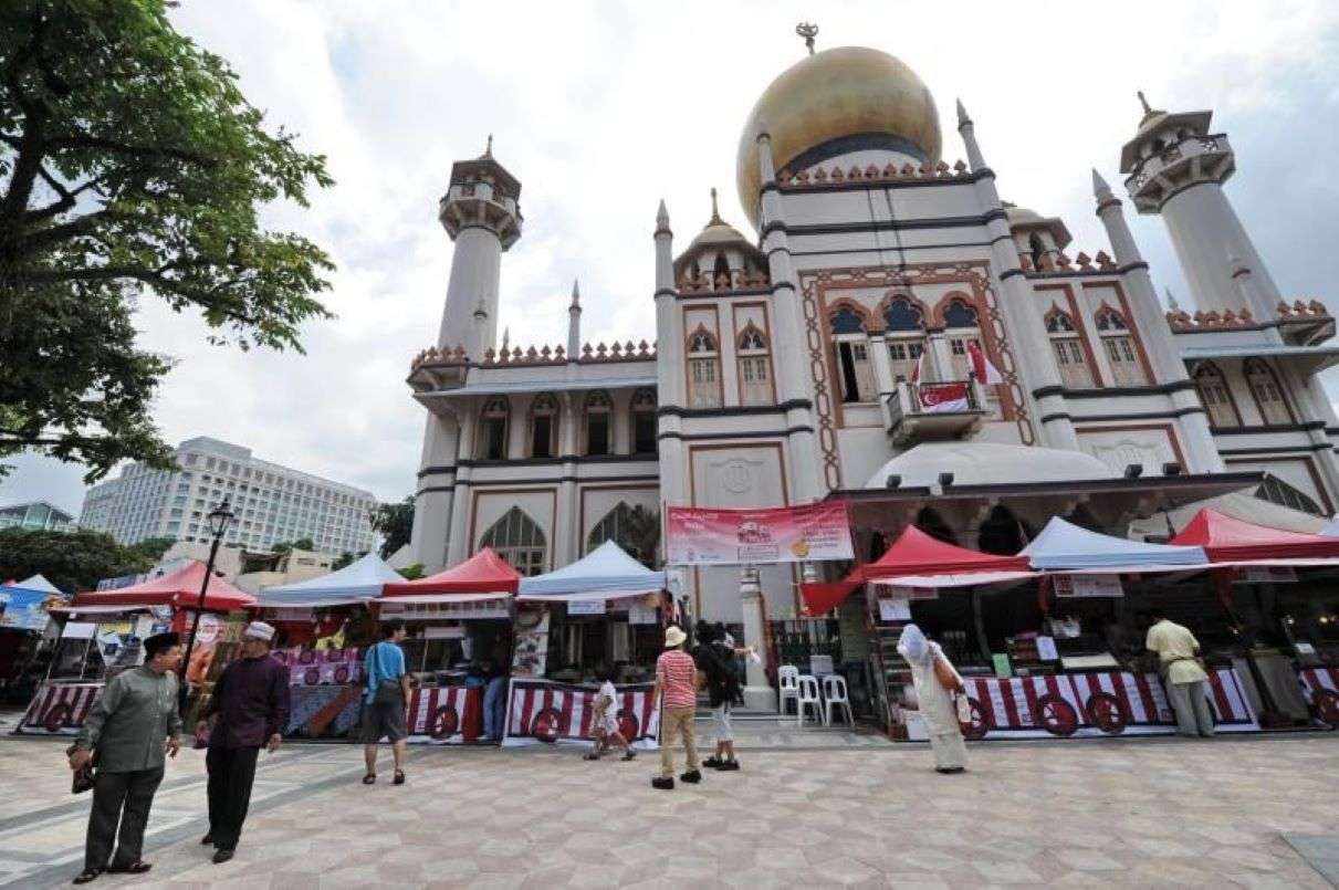 moskén ber pussel online från foto