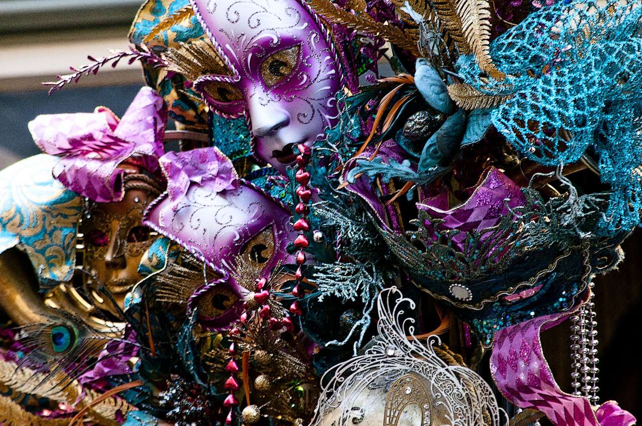 Mardi Gras Masker - 2 pussel online från foto