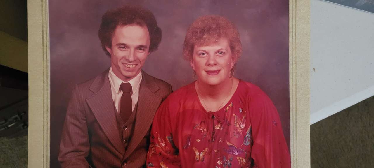 Michaels mamma och pappa pussel online från foto